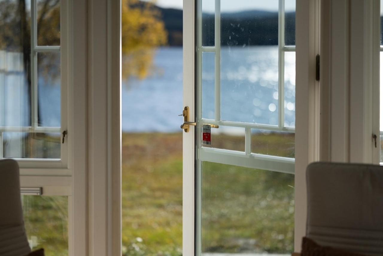 Skomakerhuset * Loten