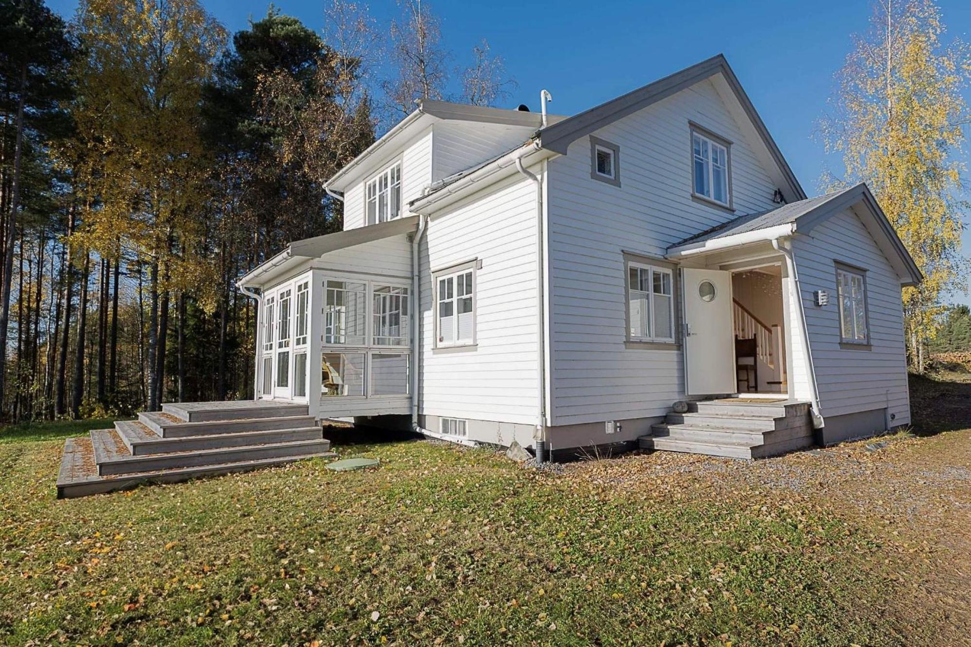 Holiday home Skomakerhuset Loten